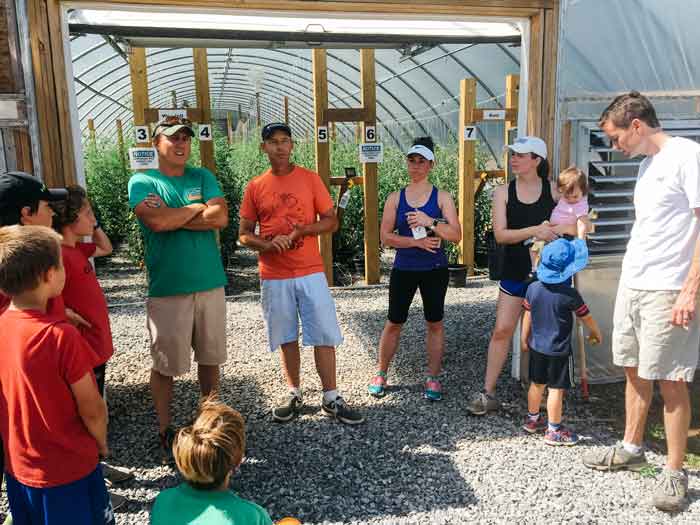 The volunteers meet a Cul2vator